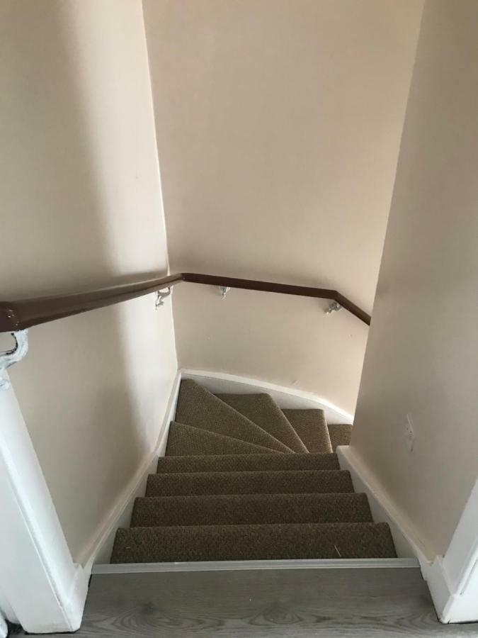 “a Wee Pad In Dunfermline” Apartment *