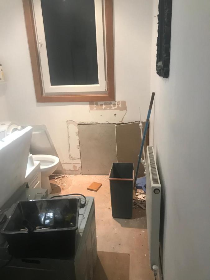 “a Wee Pad In Dunfermline” Dunfermline